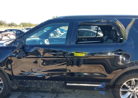 2016 Ford Explorer Xlt z USA, uszkodzony, nr VIN 1FM5K7D81GGA56129